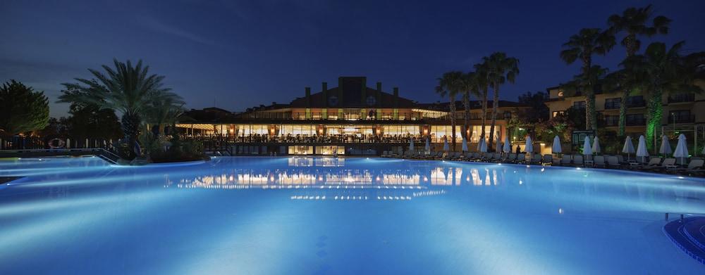 Alba Resort Hotel Side Exterior foto
